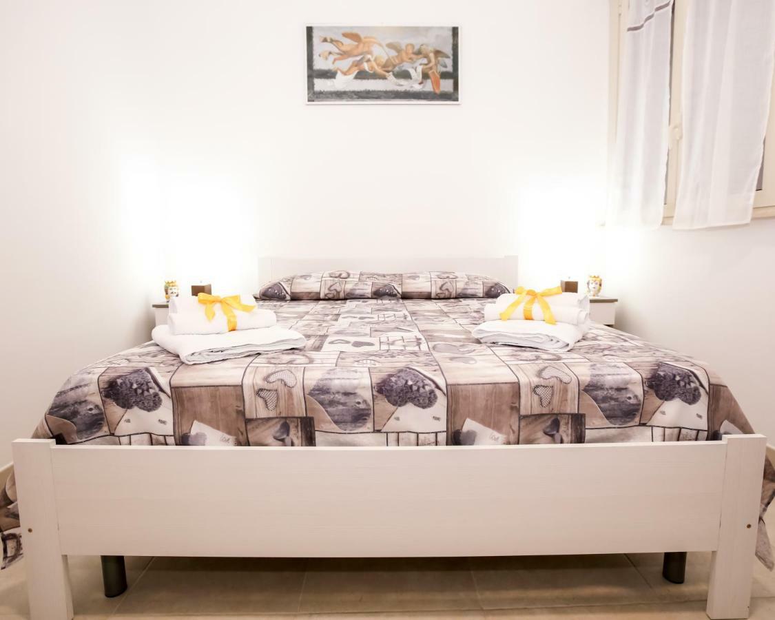 La Casa Di Cristina Apartment Avola Bagian luar foto